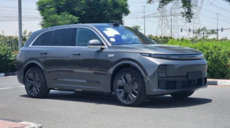 2025 Li Auto L7 (Grey Black Interior)