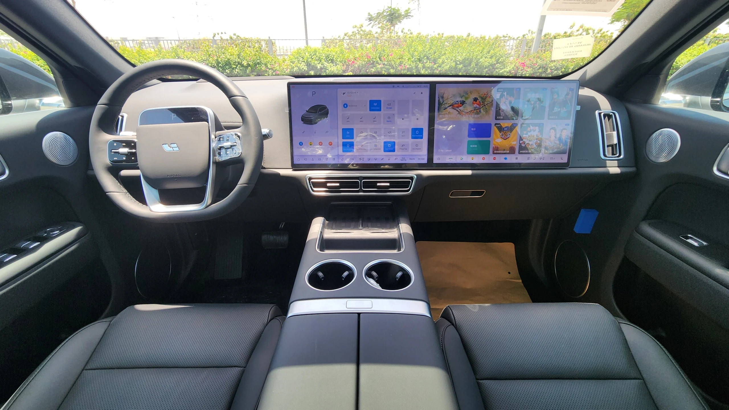 Li Auto Interior Color 2025 Li Auto L7 (Grey Black Interior) for Sale | Alwan