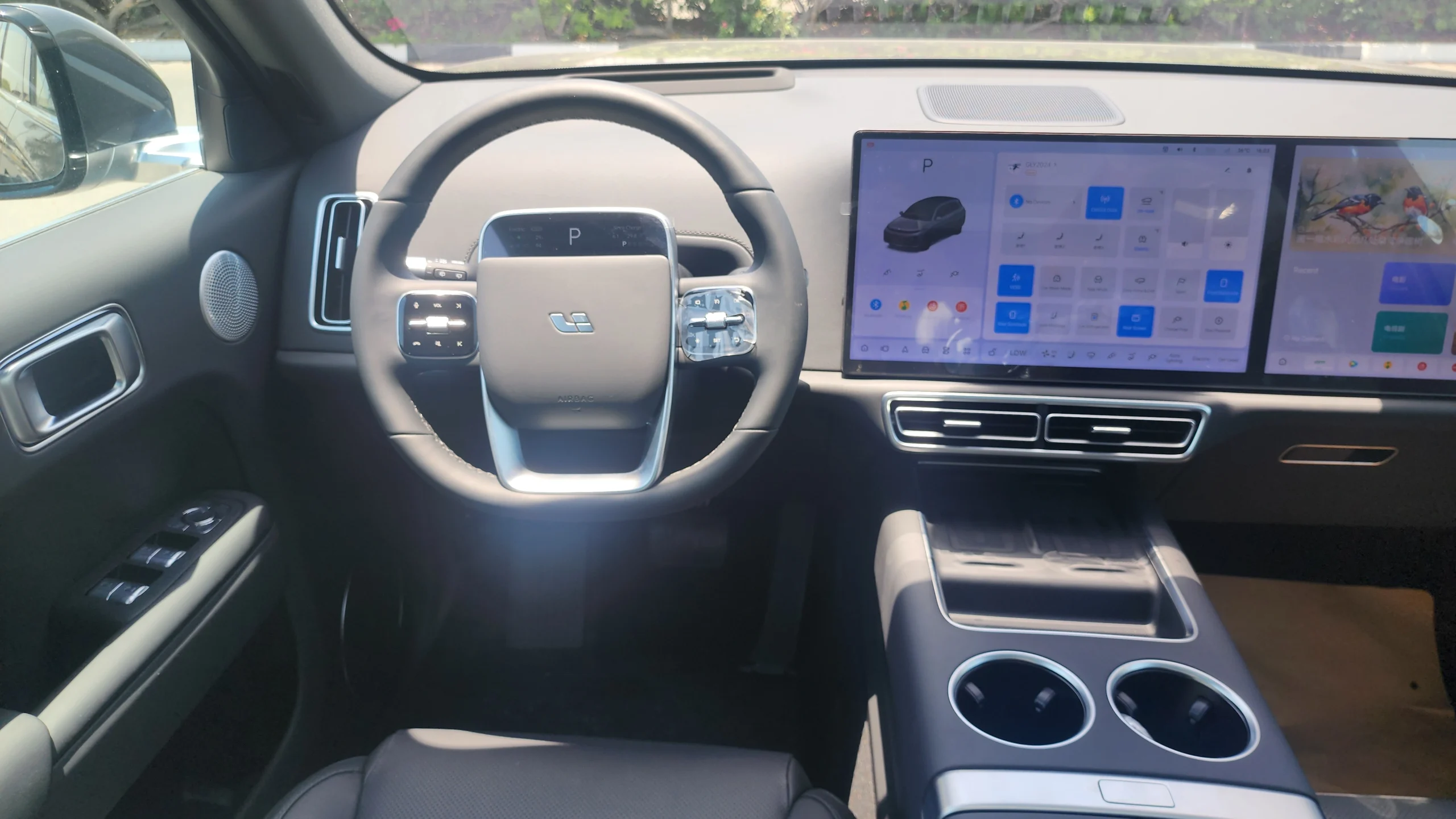 Li Auto Interior Color 2025 Li Auto L7 (Grey Black Interior) for Sale | Alwan