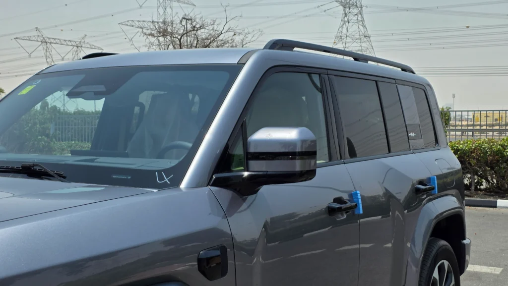 BYD Leopard 5 God's Eye (Grey Beige)