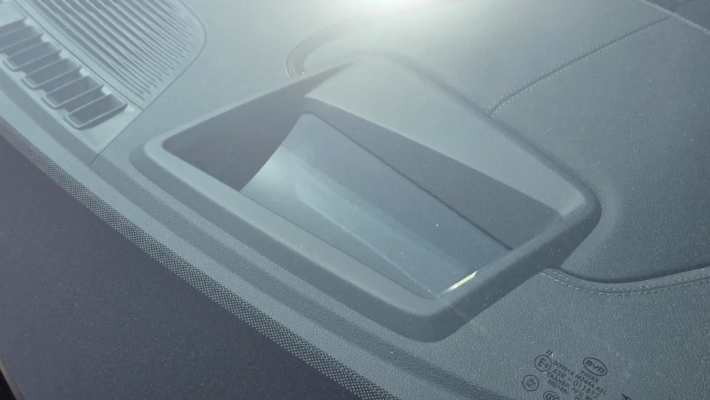 BYD TANG DM-i (White)