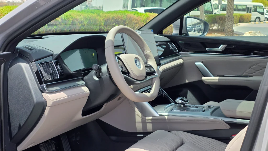 BYD TANG DM-i (Grey)