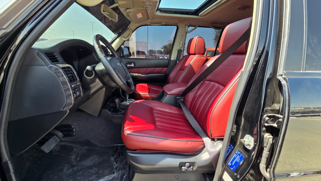 Nissan Patrol Super Safari Oustoura Edition (Black Red)