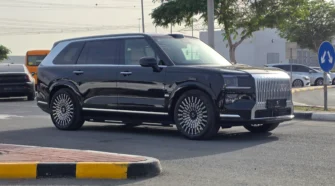 ZEEKR 9X MAX (Black Beige)