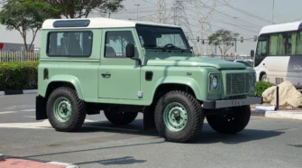 Land Rover Defender Heritage Edition HUE 166
