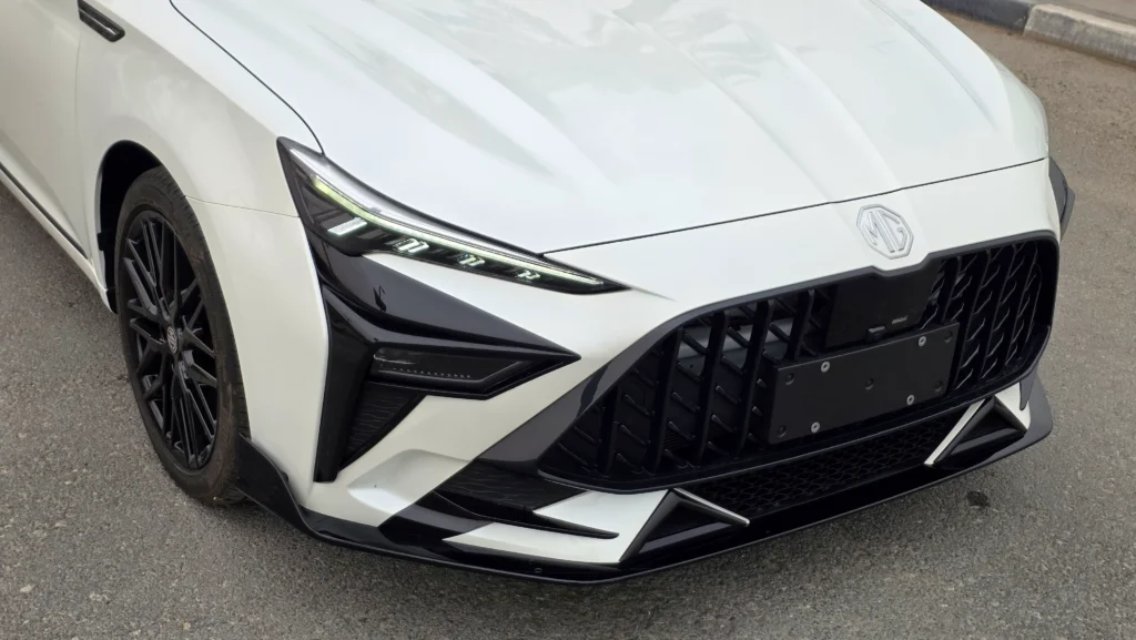MG MG6 X-LINE (White)