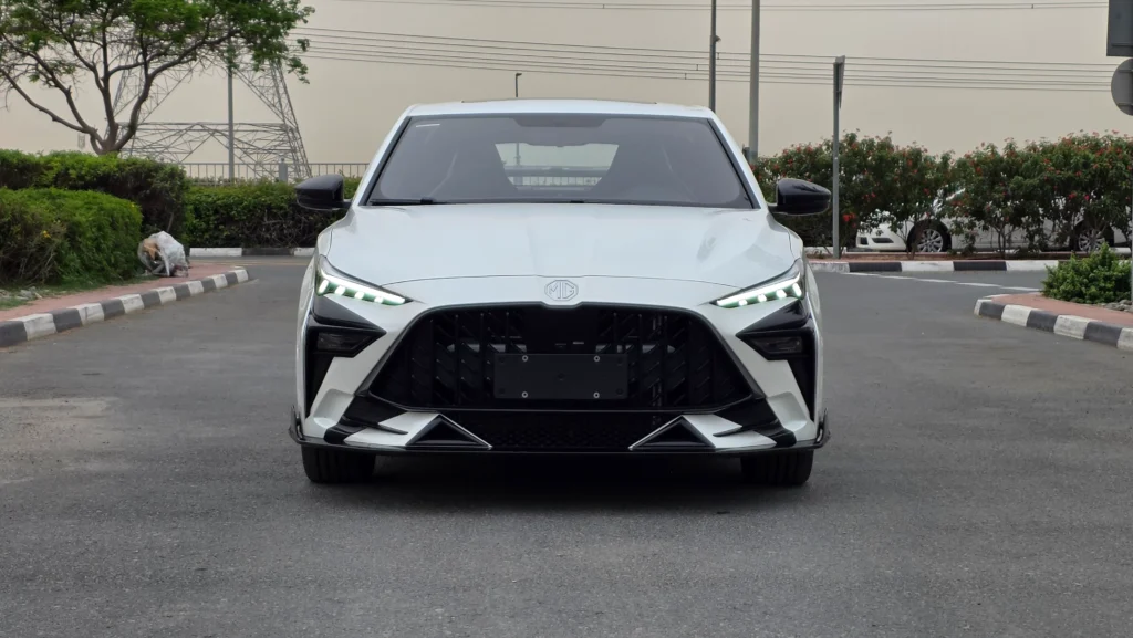 MG MG6 X-LINE (White)